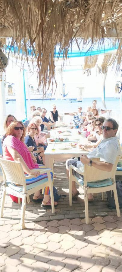 Al-Amer Chalets Aqaba Esterno foto