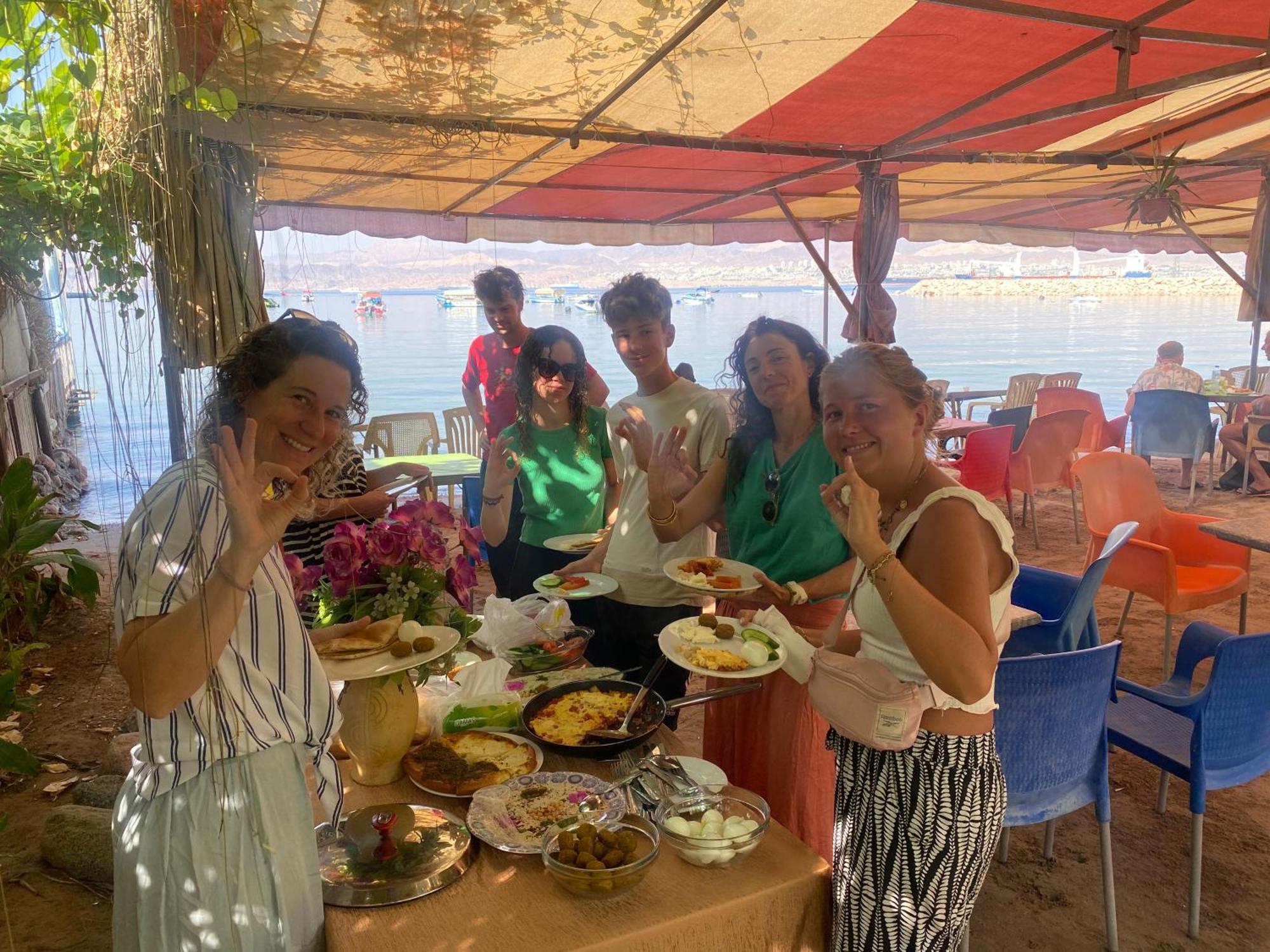Al-Amer Chalets Aqaba Esterno foto