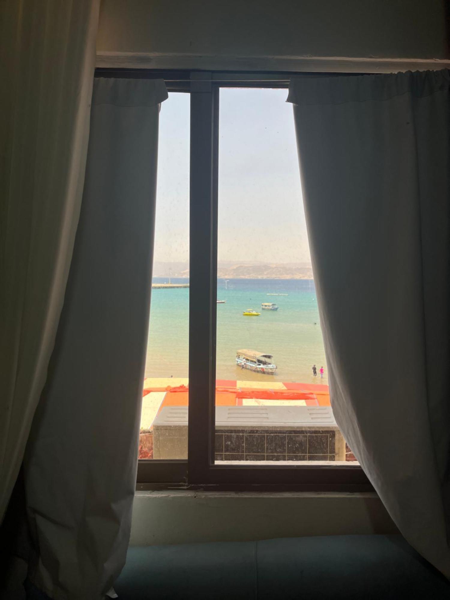 Al-Amer Chalets Aqaba Esterno foto