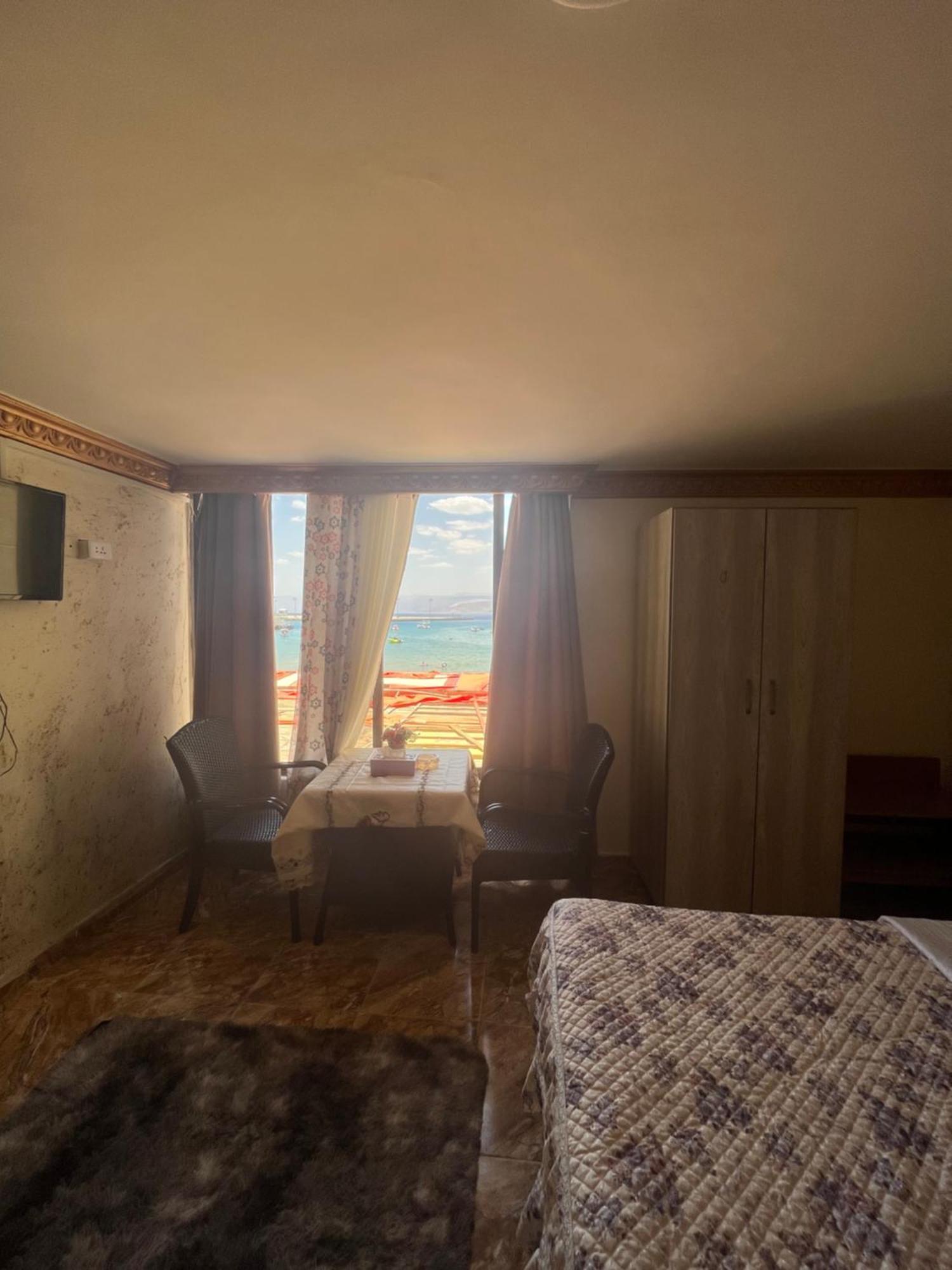 Al-Amer Chalets Aqaba Esterno foto