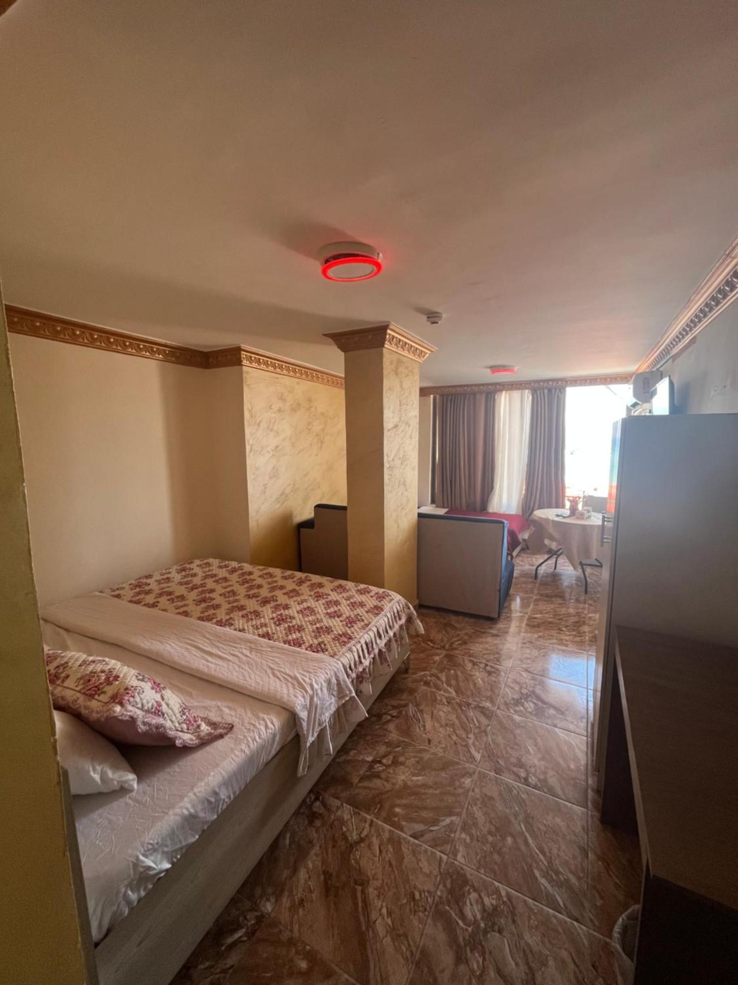 Al-Amer Chalets Aqaba Esterno foto